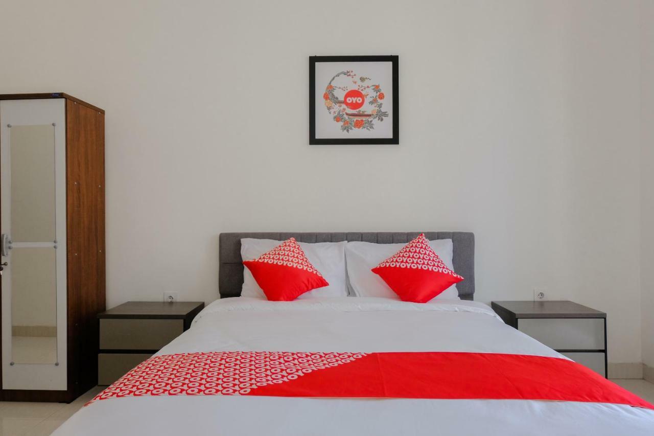 Oyo 1110 Ijen Butik House Otel Malang Dış mekan fotoğraf