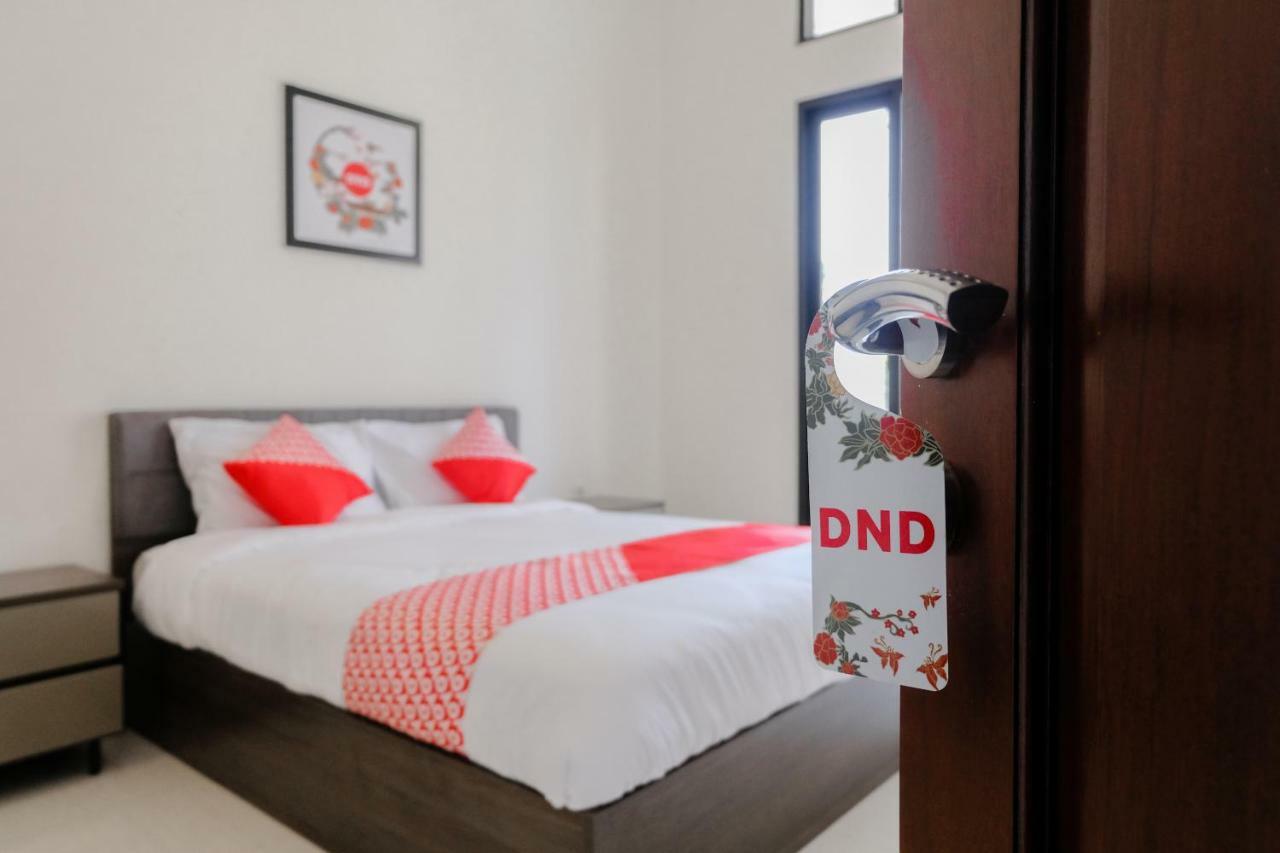 Oyo 1110 Ijen Butik House Otel Malang Dış mekan fotoğraf