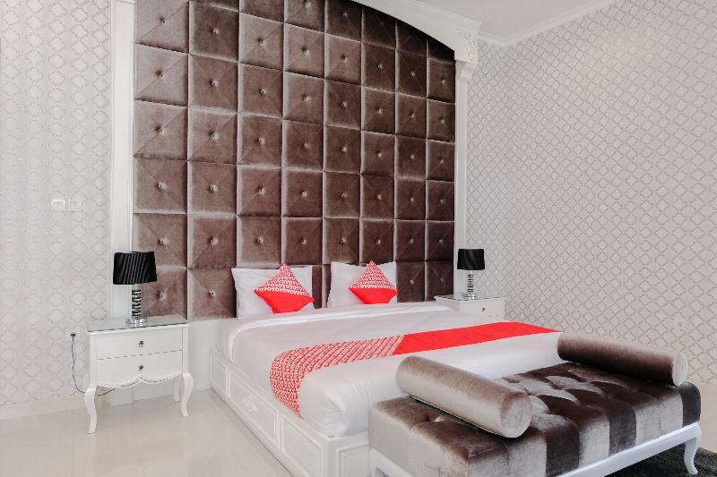 Oyo 1110 Ijen Butik House Otel Malang Dış mekan fotoğraf